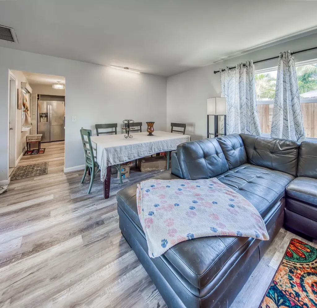 1430 N N Street Lake Worth Beach FL 33460