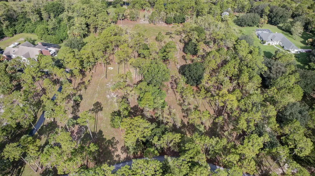 2795 Doe Trail Loxahatchee FL 33470