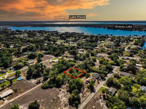 224 Starlight Avenue Lake Placid FL 33852