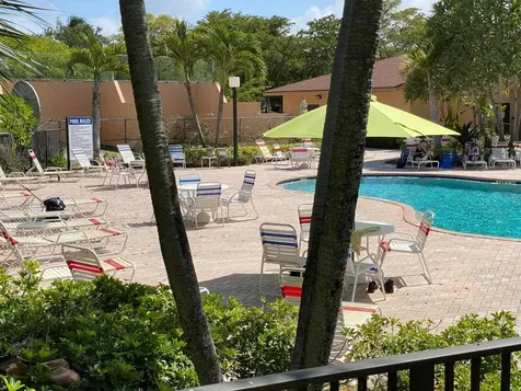 600 Egret Circle Delray Beach FL 33444