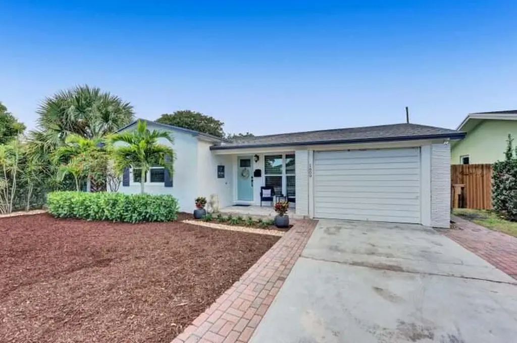 1609 N M Street Lake Worth Beach FL 33460
