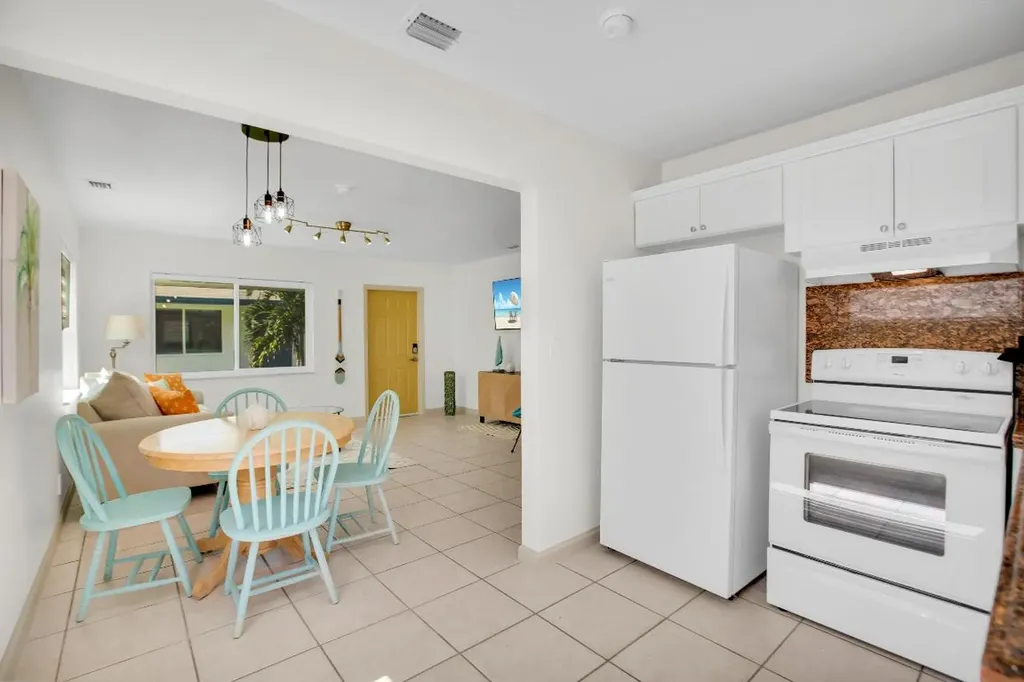 1850 SW 24th Street Fort Lauderdale FL 33315