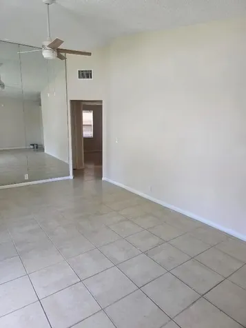 112 SE 9th Avenue Boynton Beach FL 33435