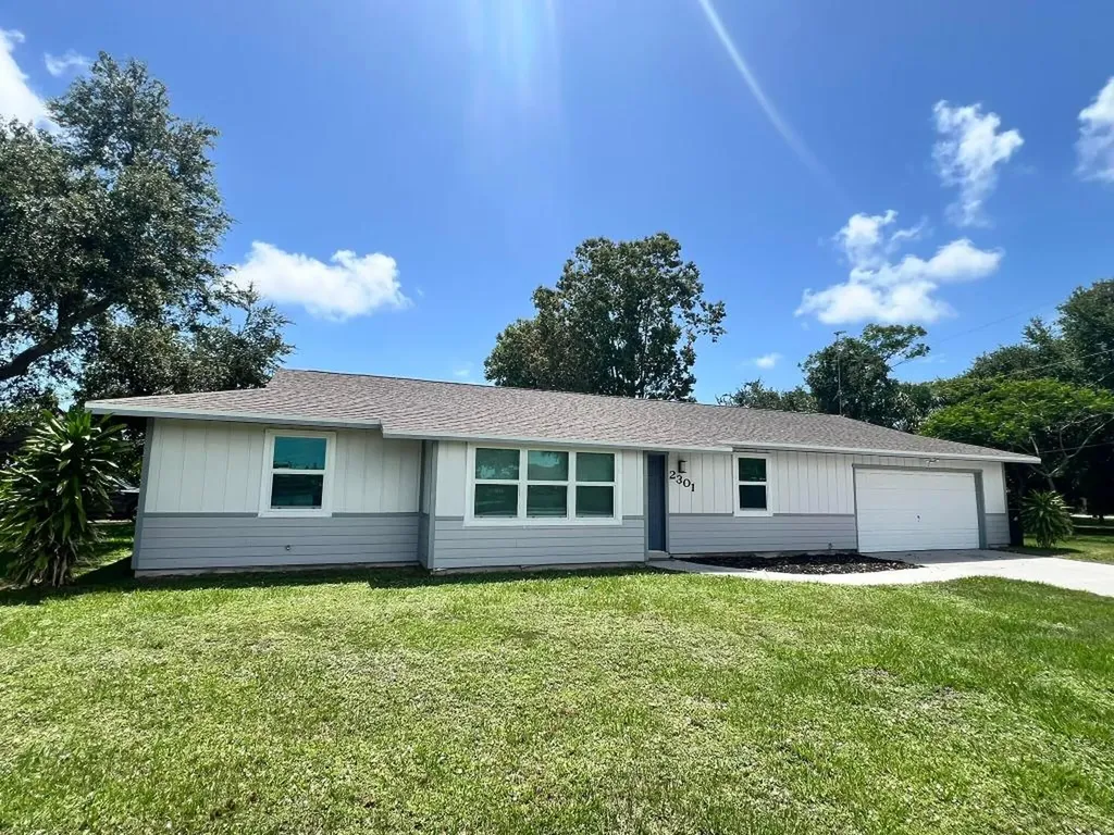 2301 SE Lennard Road Port St Lucie FL 34952