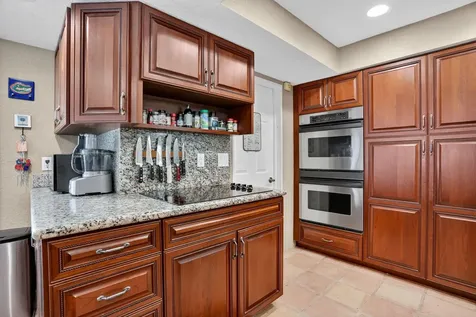 1960 NE 31st Street Lighthouse Point FL 33064