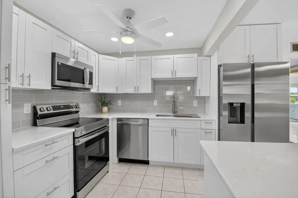 294 Tuscany F Lane Delray Beach FL 33446