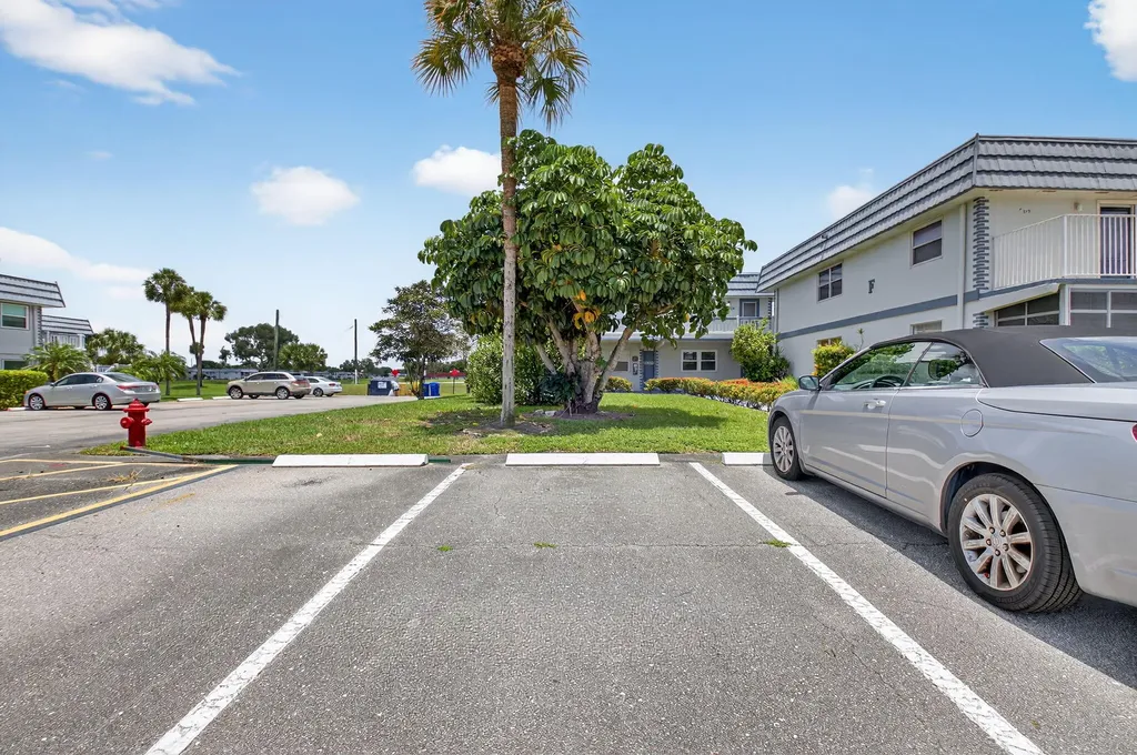 294 Tuscany F Lane Delray Beach FL 33446