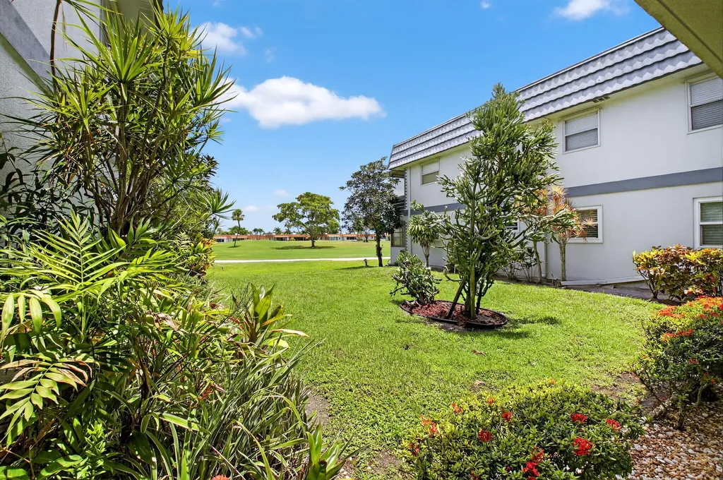 294 Tuscany F Lane Delray Beach FL 33446