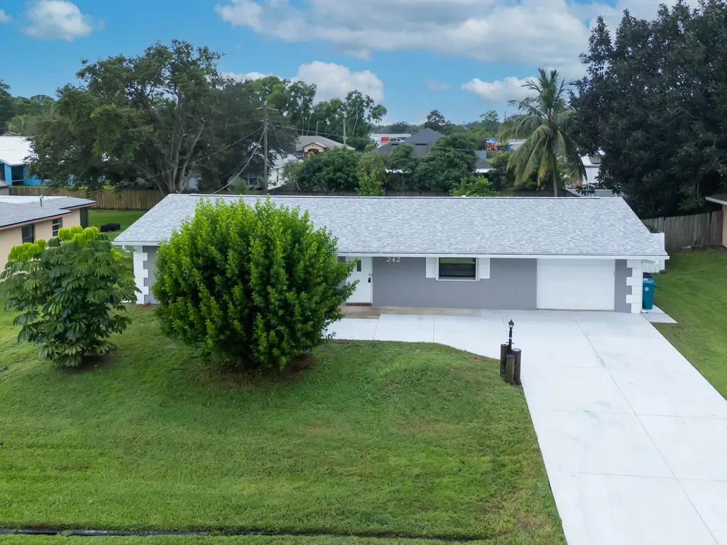 242 NW Lincoln Avenue Port St Lucie FL 34983