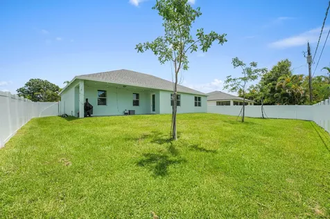 1150 SE Sabina Lane Port St Lucie FL 34983