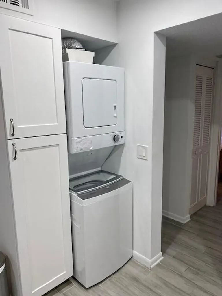 1605 S Us Highway 1 Jupiter FL 33477