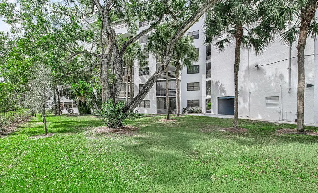 4640 Lucerne Lakes Boulevard Lake Worth FL 33467