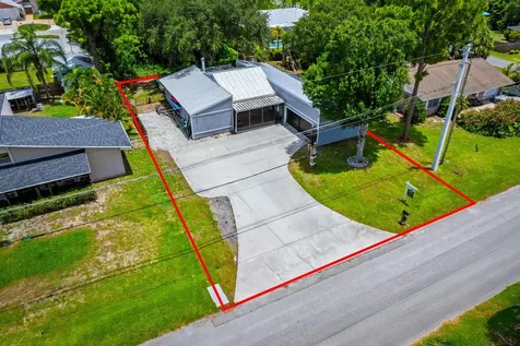 5900 Raintree Trail Fort Pierce FL 34982