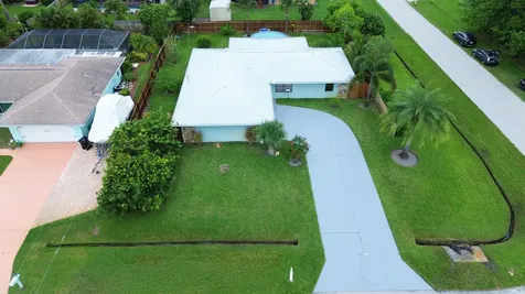 2402 SE Pinero Road Port St Lucie FL 34952