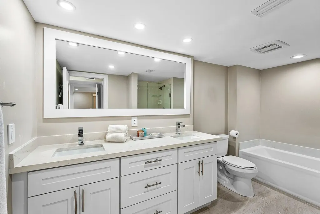 18 Westgate Lane Boynton Beach FL 33436