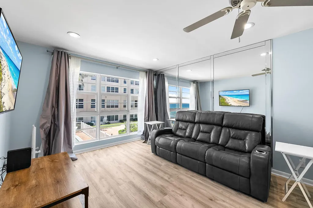 3851 N Ocean Boulevard Gulf Stream FL 33483