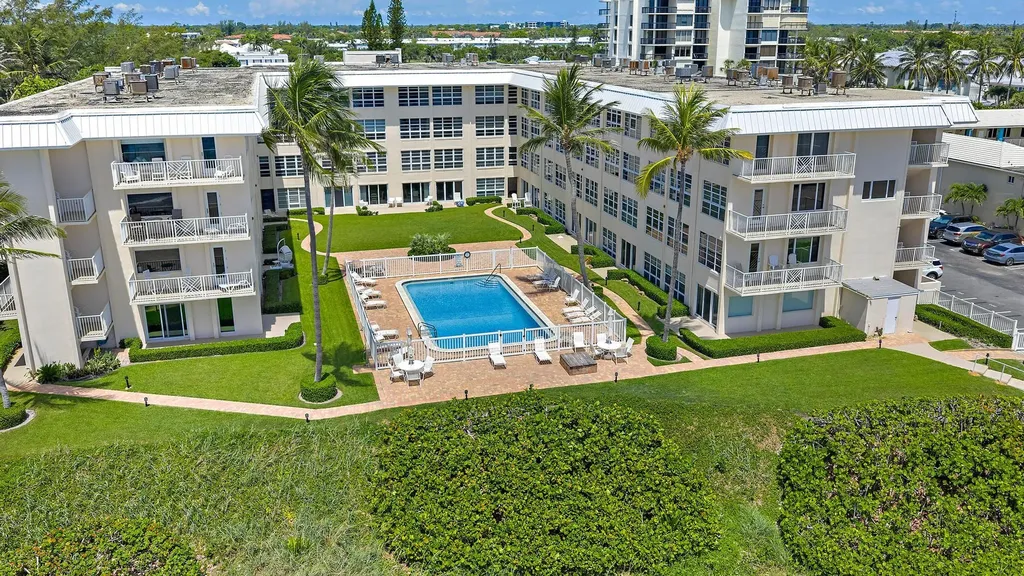 3851 N Ocean Boulevard Gulf Stream FL 33483