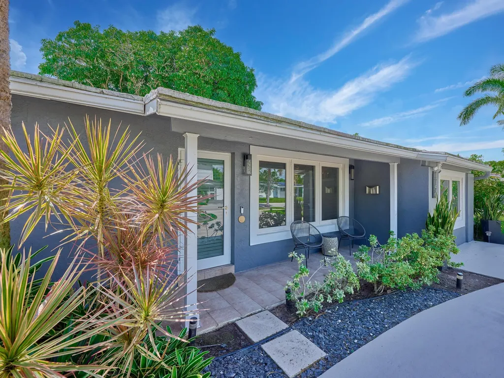 1750 NE 40th Street Oakland Park FL 33334
