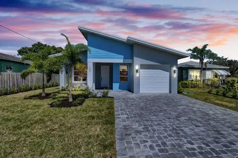 715 NW 1st Street Delray Beach FL 33444