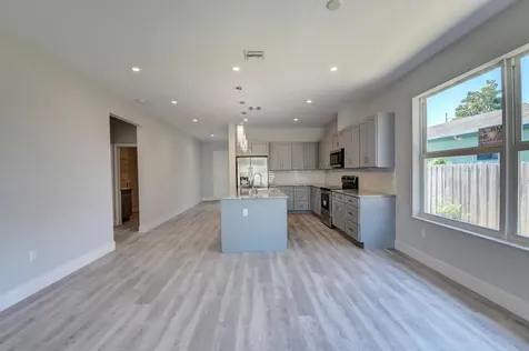 715 NW 1st Street Delray Beach FL 33444