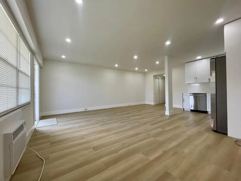 328 Brighton Boca Raton FL 33434