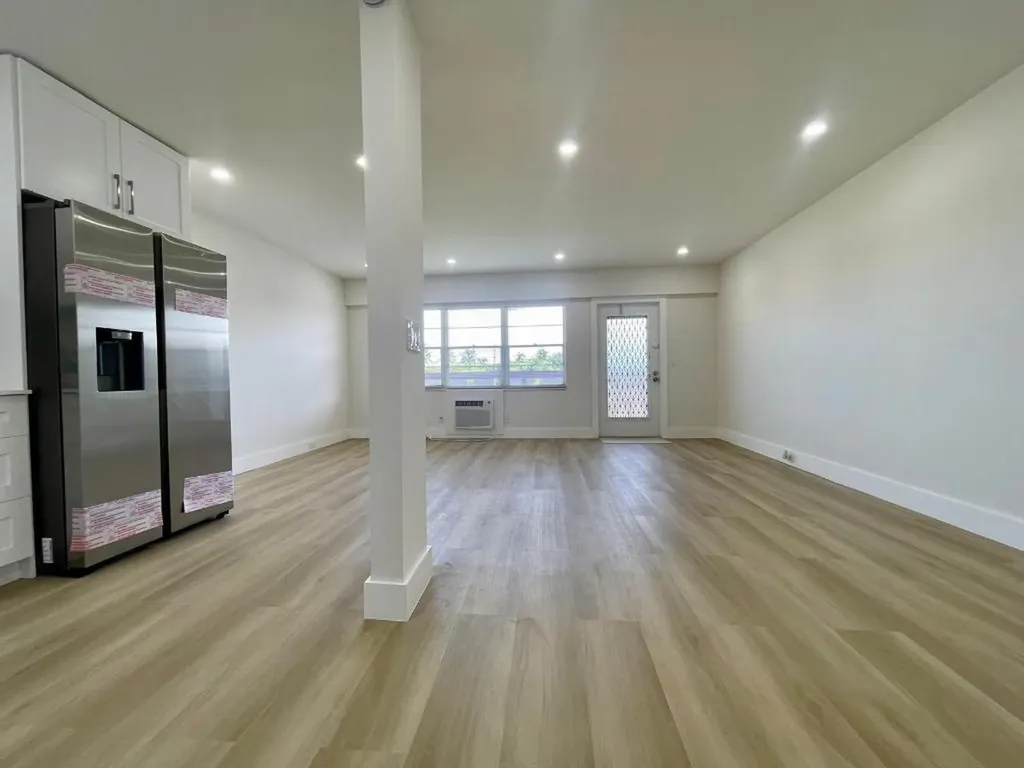 328 Brighton Boca Raton FL 33434