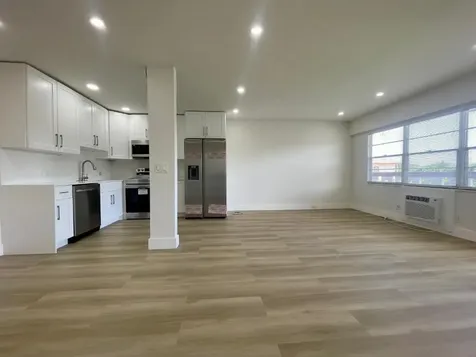 328 Brighton Boca Raton FL 33434