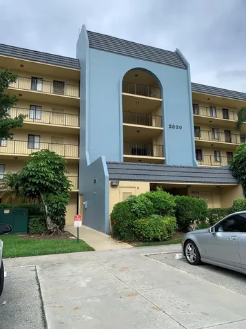 2820 Tennis Club Drive West Palm Beach FL 33417