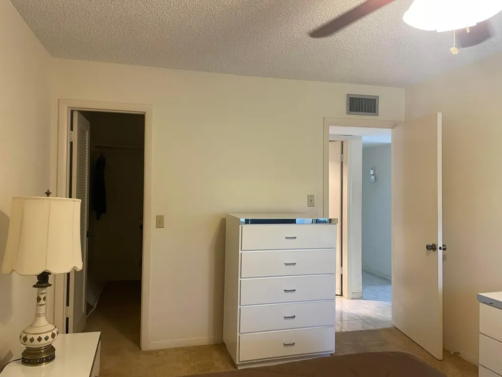 705 Normandy O Delray Beach FL 33484