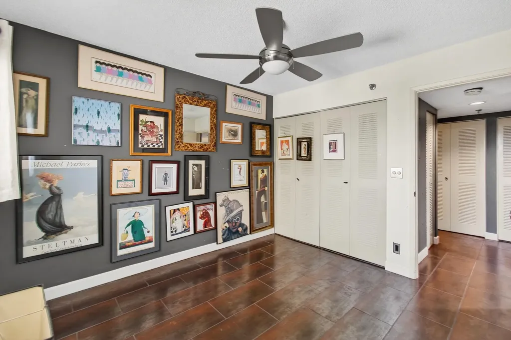 7290 Kinghurst Drive Delray Beach FL 33446