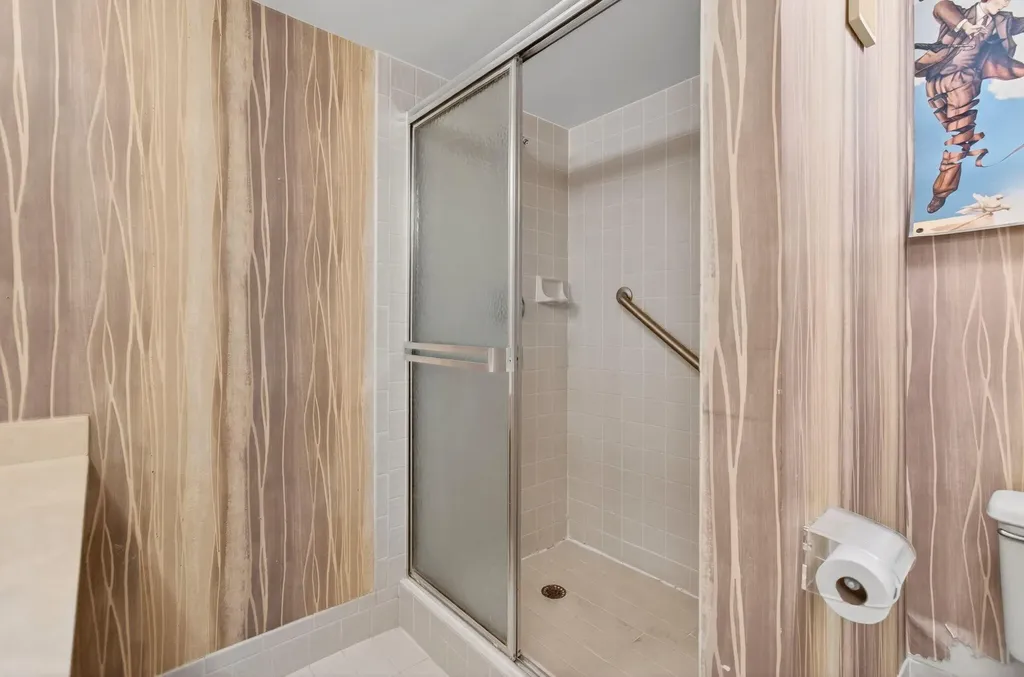 7290 Kinghurst Drive Delray Beach FL 33446