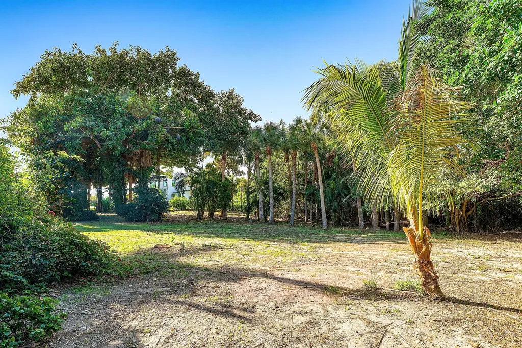 4 Whitney Way Ocean Ridge FL 33435