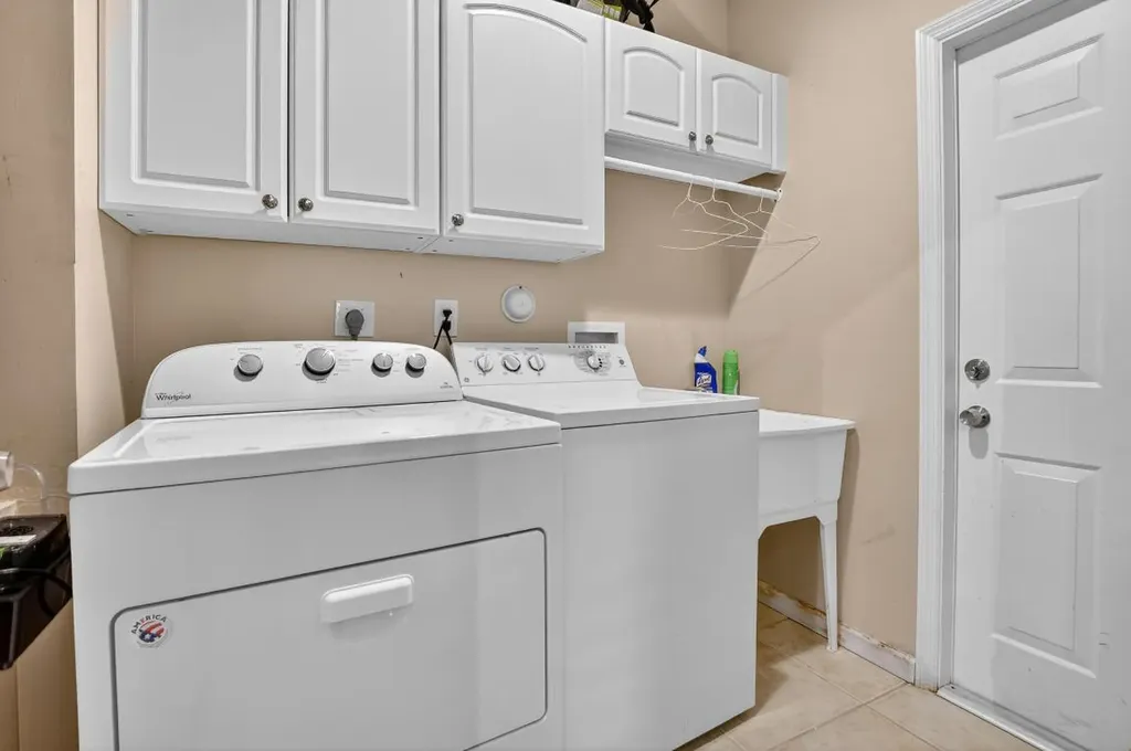 3511 NW 4th Avenue Boca Raton FL 33431