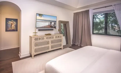 620 Via Villagio Hypoluxo FL 33462