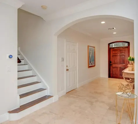 620 Via Villagio Hypoluxo FL 33462