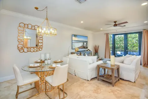 620 Via Villagio Hypoluxo FL 33462