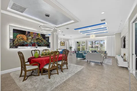 10685 La Strada West Palm Beach FL 33412