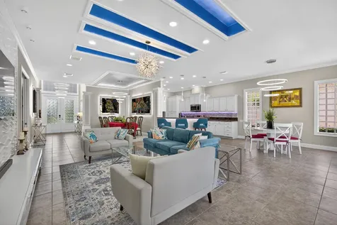 10685 La Strada West Palm Beach FL 33412