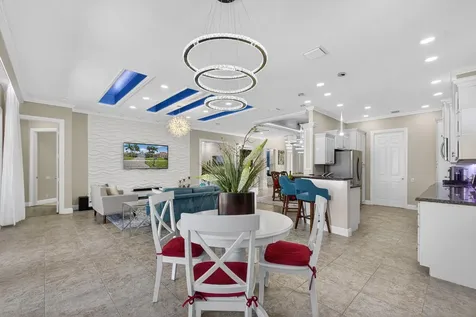 10685 La Strada West Palm Beach FL 33412