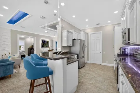 10685 La Strada West Palm Beach FL 33412