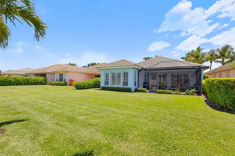 10685 La Strada West Palm Beach FL 33412