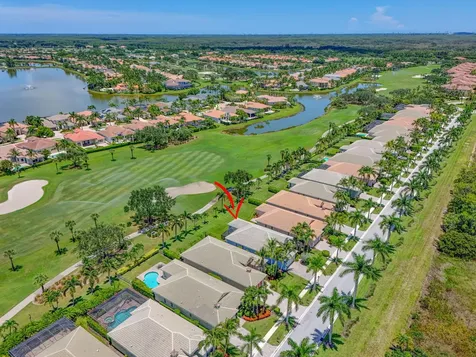 10685 La Strada West Palm Beach FL 33412