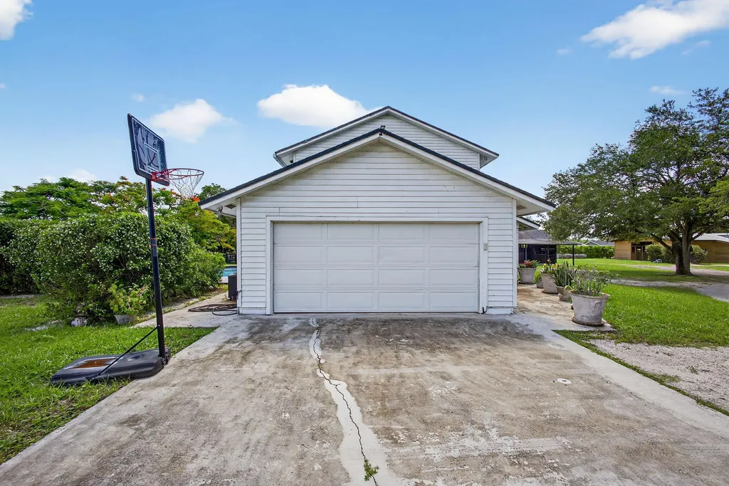16229 Rustic Road Wellington FL 33470