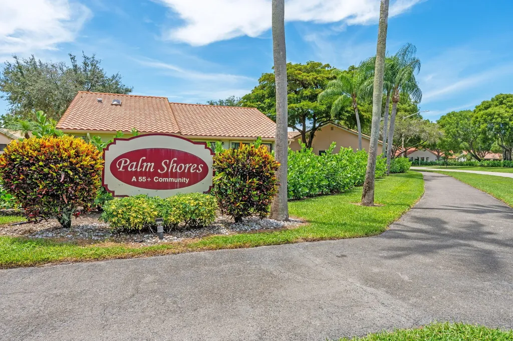 4520 Catamaran Circle Boynton Beach FL 33436