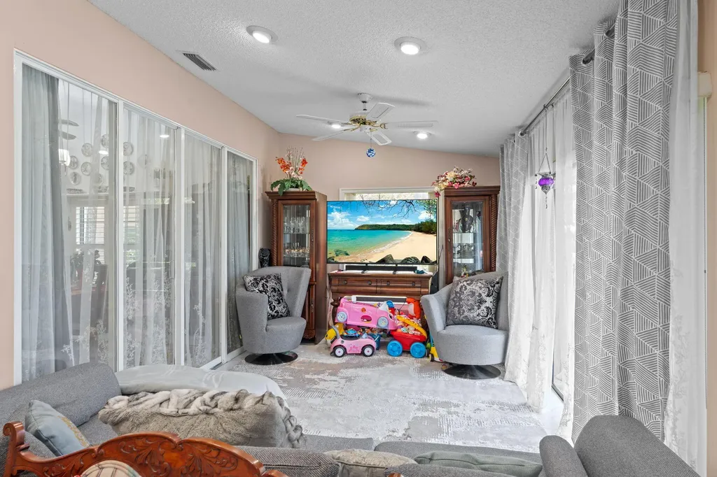 4520 Catamaran Circle Boynton Beach FL 33436