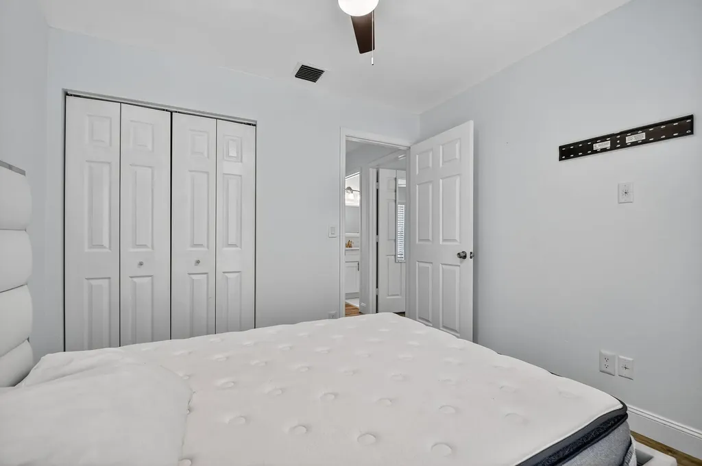1891 Oak Berry Circle Wellington FL 33414