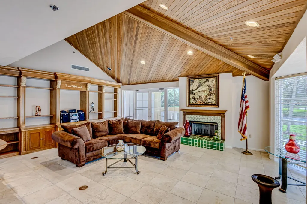 1891 Oak Berry Circle Wellington FL 33414