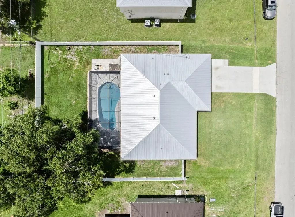 560 SW Undallo Road Port St Lucie FL 34953