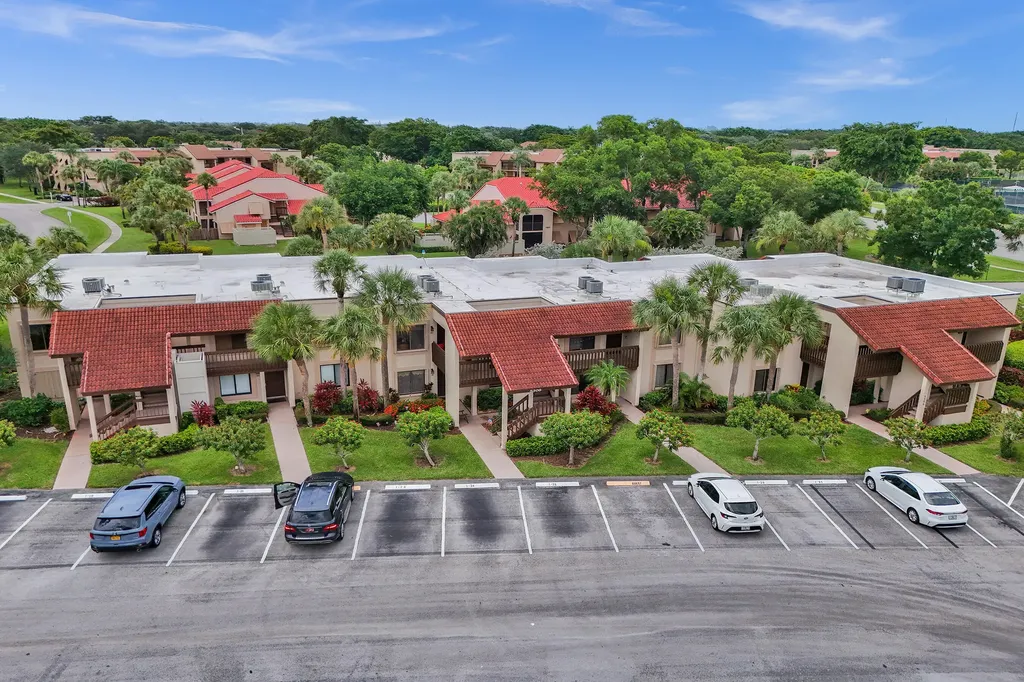 5306 Cedar Lake Drive Boynton Beach FL 33437
