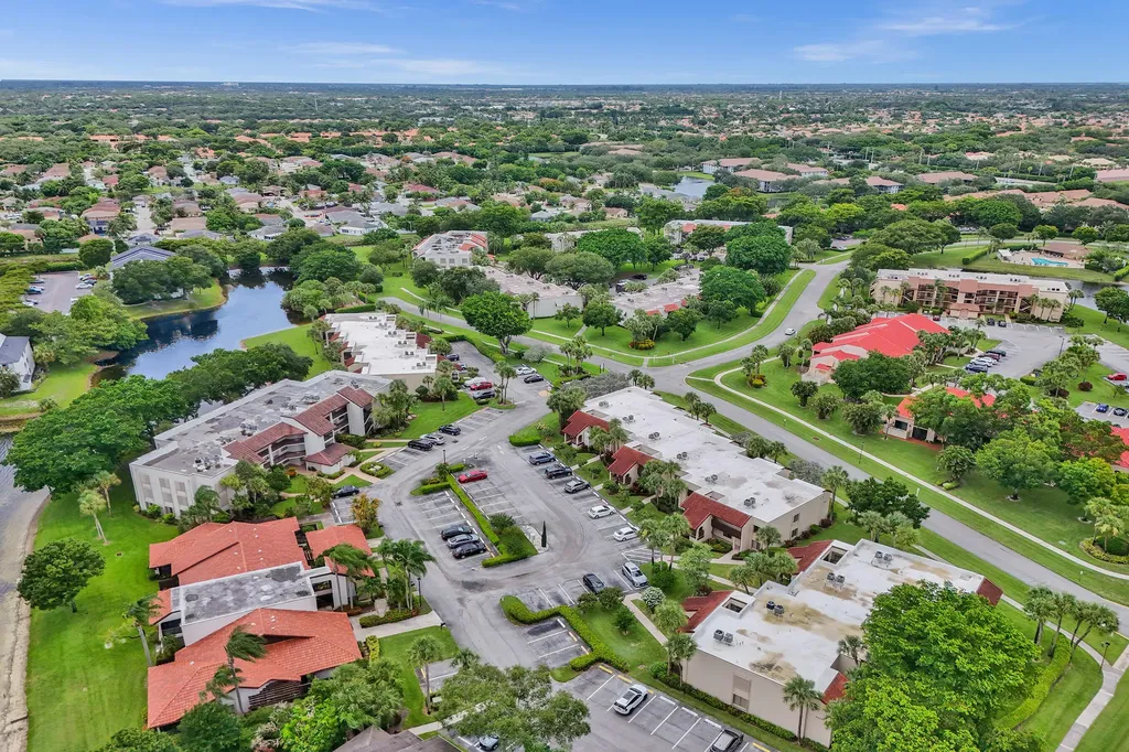 5306 Cedar Lake Drive Boynton Beach FL 33437